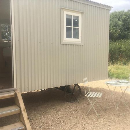 Southwick  Romantic Secluded Shepherd Hut Hares Rest מראה חיצוני תמונה