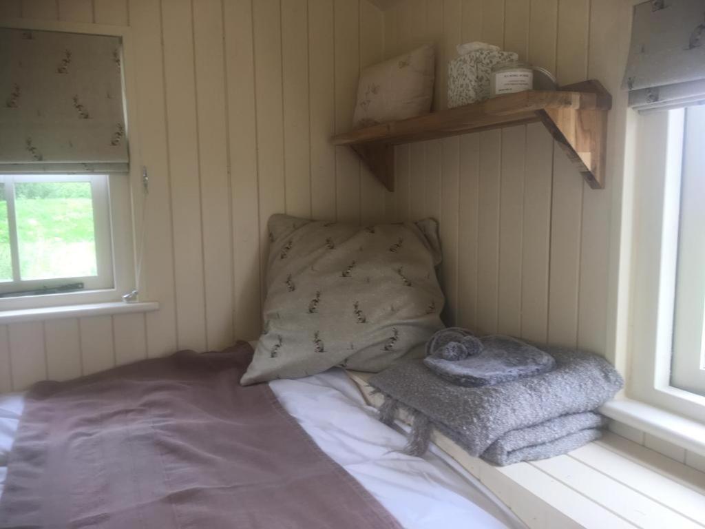 Southwick  Romantic Secluded Shepherd Hut Hares Rest מראה חיצוני תמונה